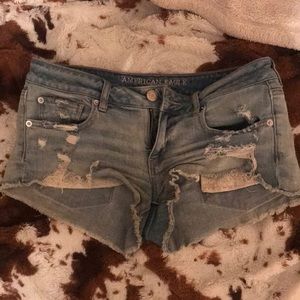 American eagle shorts with crochet pockets
